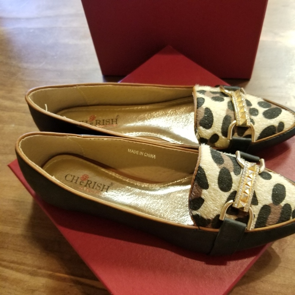 Shoes - Picture 6 of 7